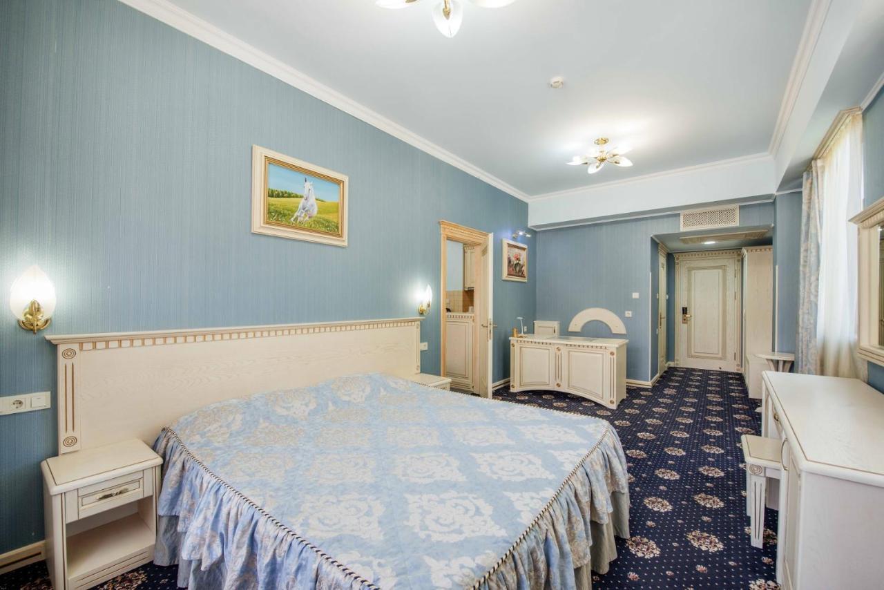 Dolphin Hotel Лазаревски Екстериор снимка