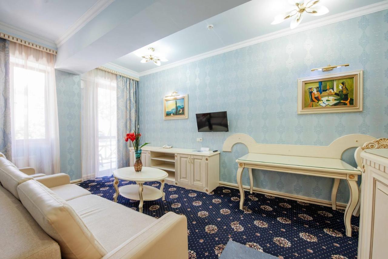 Dolphin Hotel Лазаревски Екстериор снимка