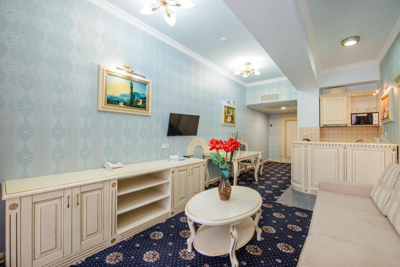 Dolphin Hotel Лазаревски Екстериор снимка