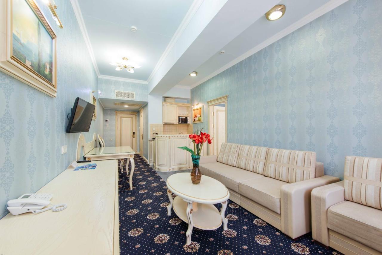 Dolphin Hotel Лазаревски Екстериор снимка